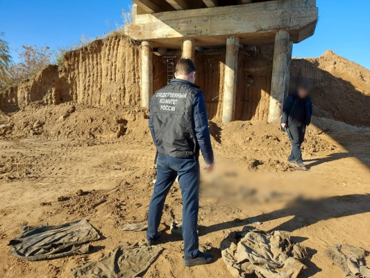 Рабочие нашли останки мужчины при демонтаже моста под Балаковом