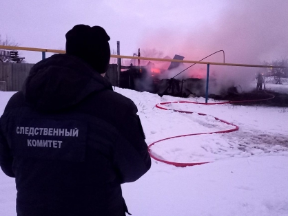 Следователями СК проводится доследственная проверка по факту пожара в Ивантеевском районе, унесшего жизнь мужчины